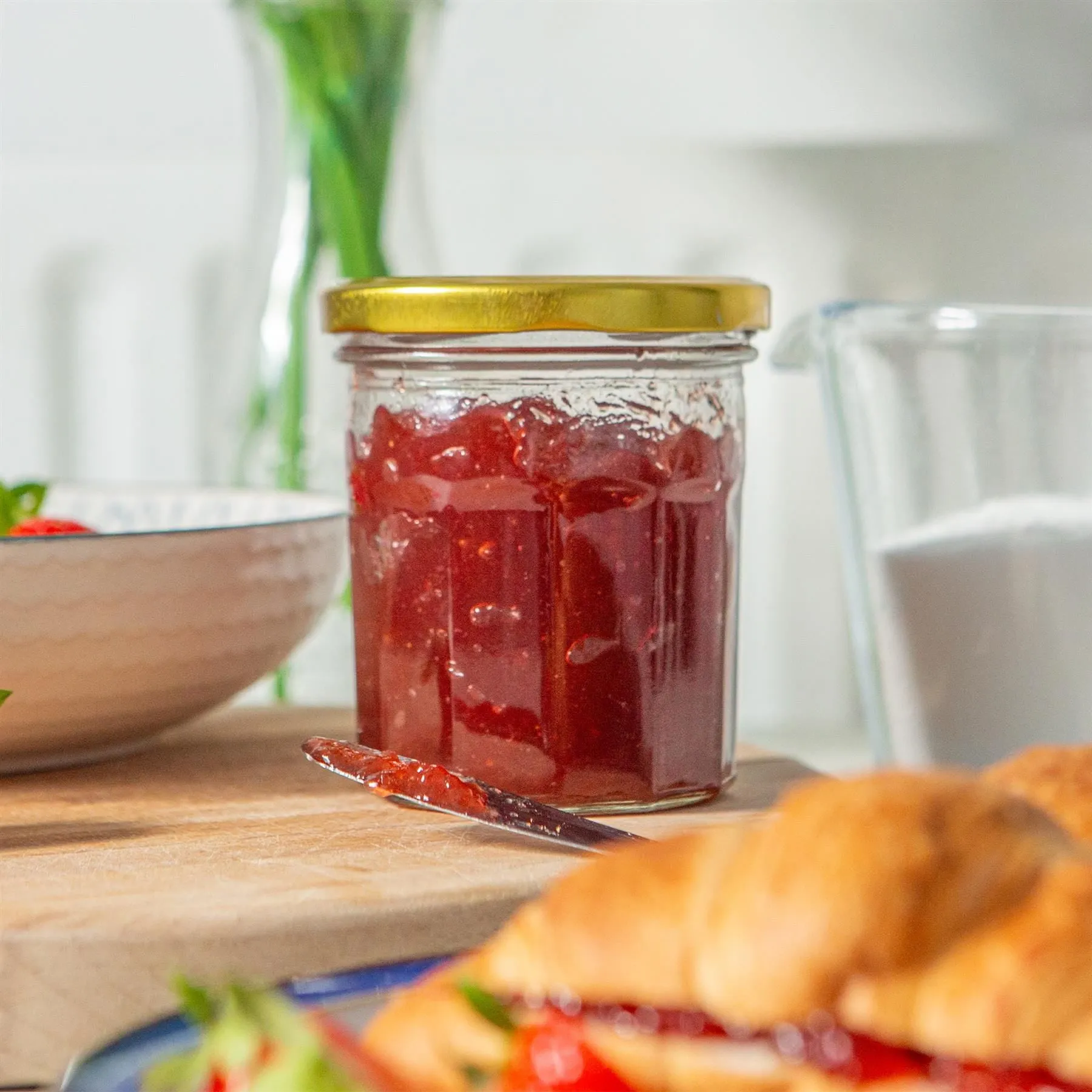 250ml Glass Jam Jars with Lids - Pack of 6 - By Argon Tableware