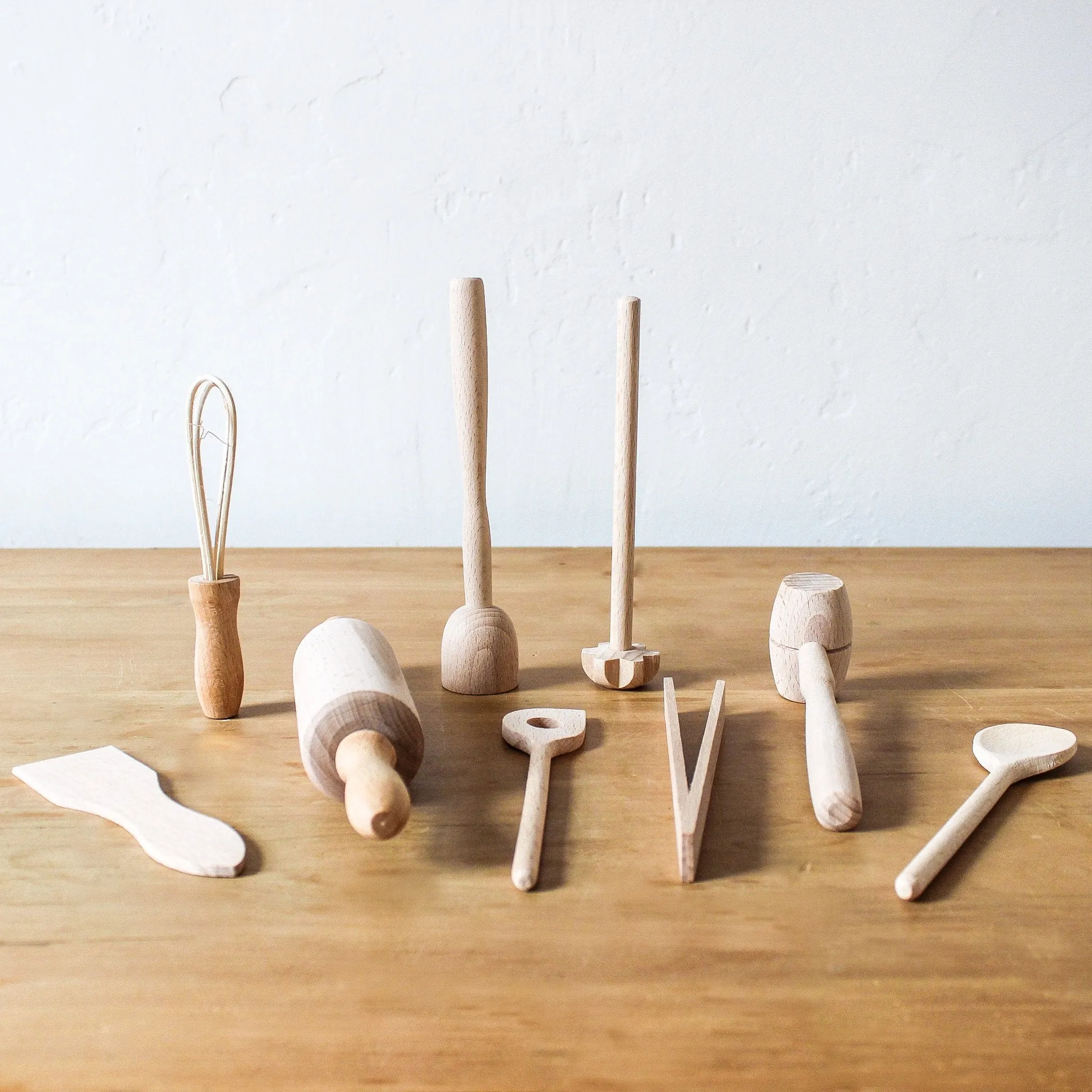 9 Piece Wooden Utensils Set