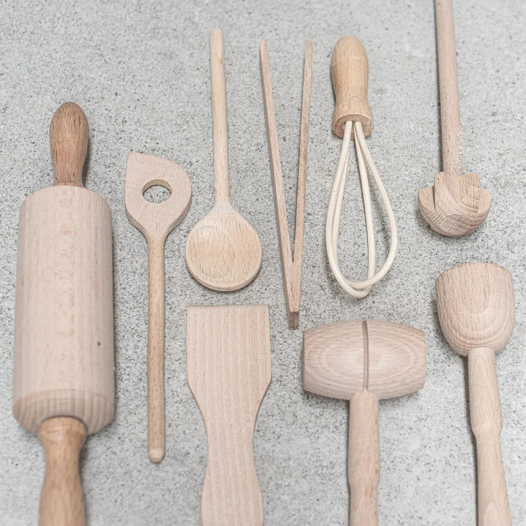 9 Piece Wooden Utensils Set