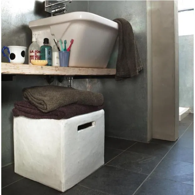 InOut  Ceramic Cube