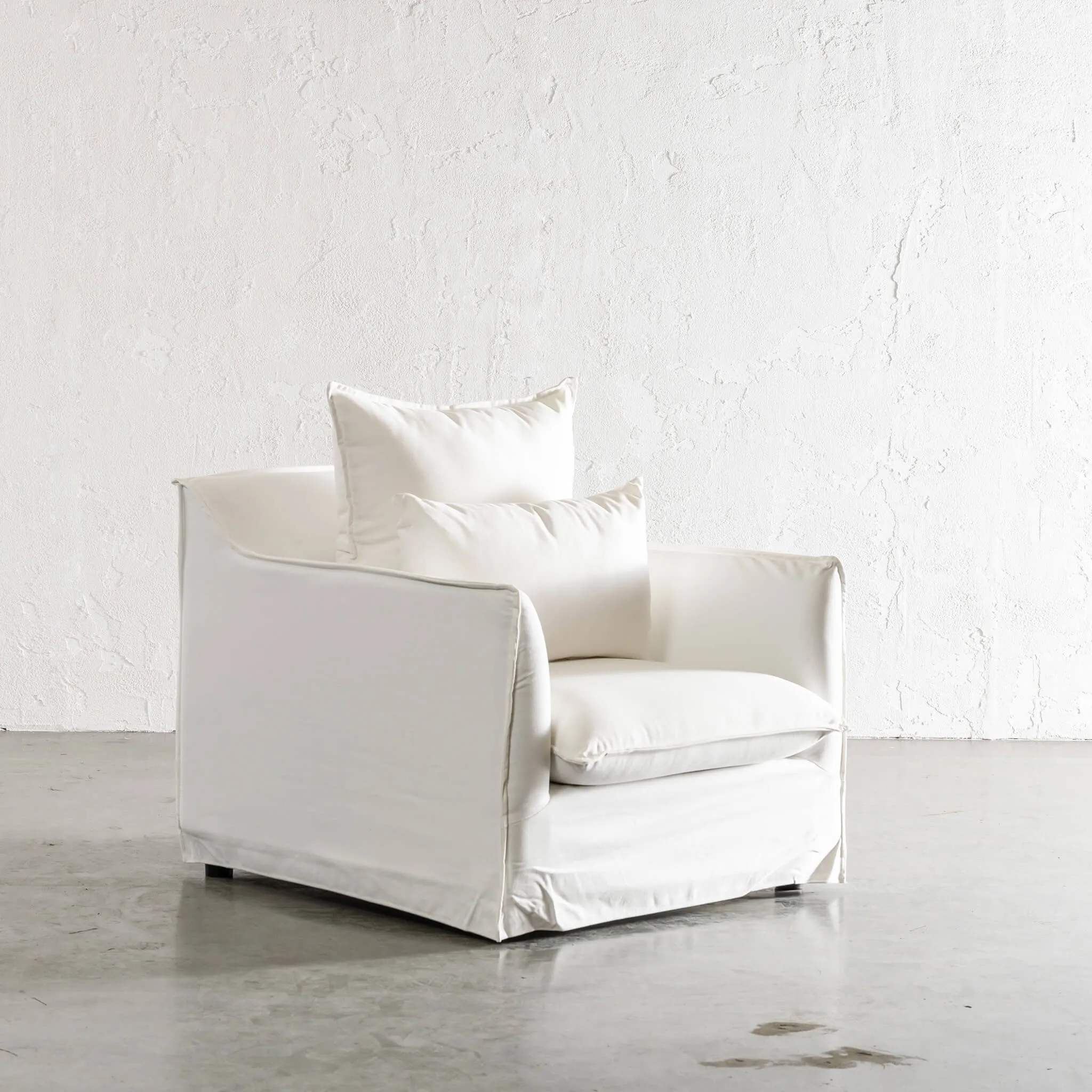 SEVILLA SLIP COVER ARMCHAIR   |  POLAR WHITE