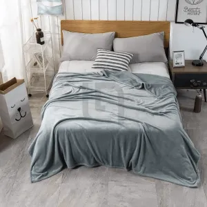 Ultra Soft & Cozy Fleece Blanket – Smoky Grey