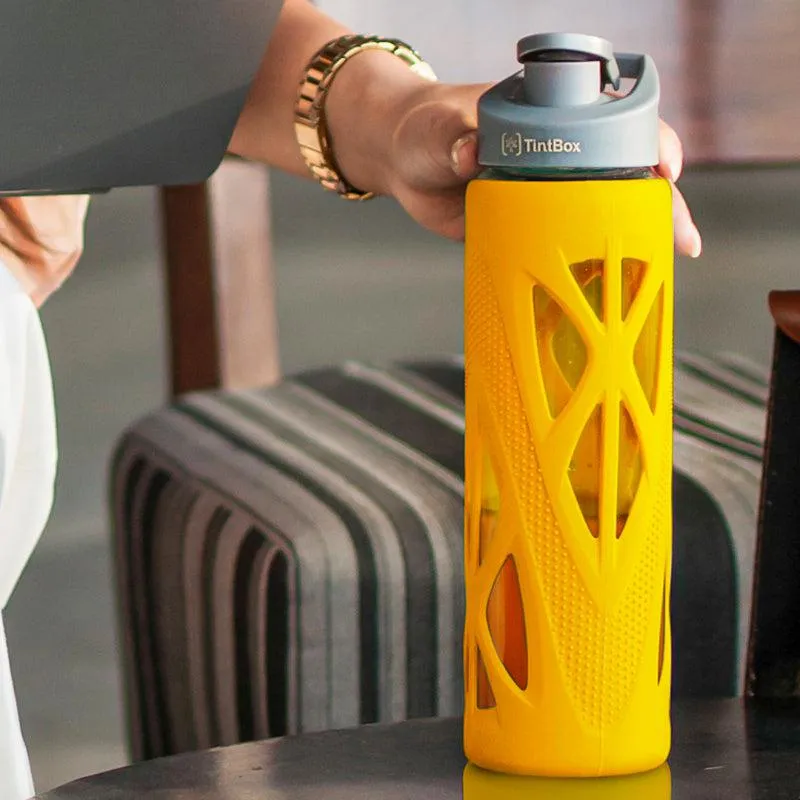 Wego Glass Bottle With Silicon Sleeve (750 ML) - Yellow